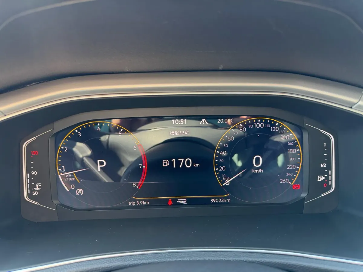 2022 Volkswagen T-Roc 1.4T 150HP L4 7DCT,autocango,china used car exporter,china ev exporter,chinese used car exporter,chinese used ev exporter