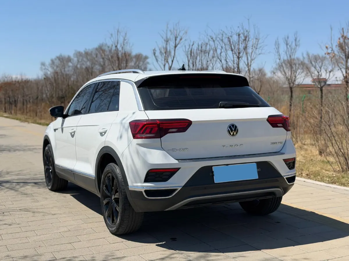 2022 Volkswagen T-Roc 1.4T 150HP L4 7DCT,autocango,china used car exporter,china ev exporter,chinese used car exporter,chinese used ev exporter
