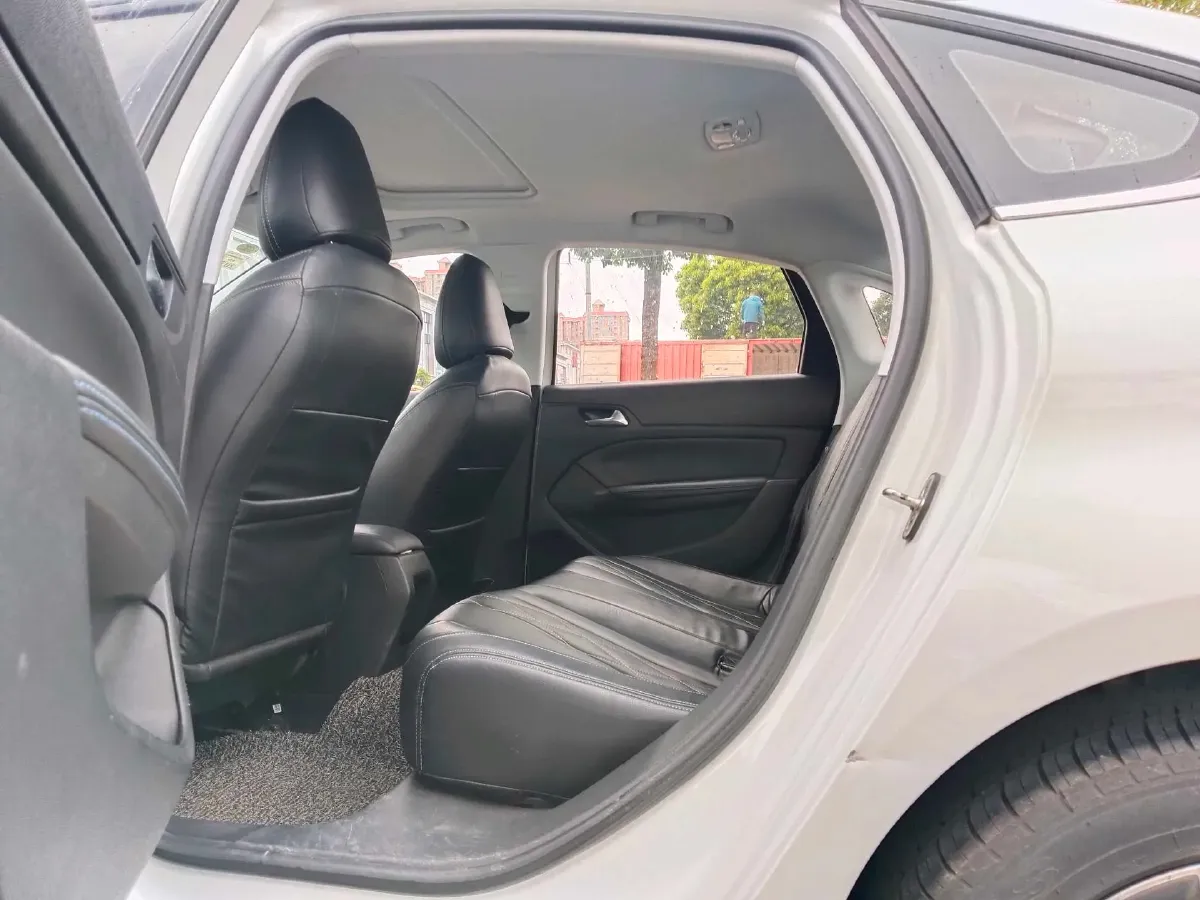 2018 Peugeot 308 1.6L 117HP L4 6AT,autocango,china used car exporter,china ev exporter,chinese used car exporter,chinese used ev exporter