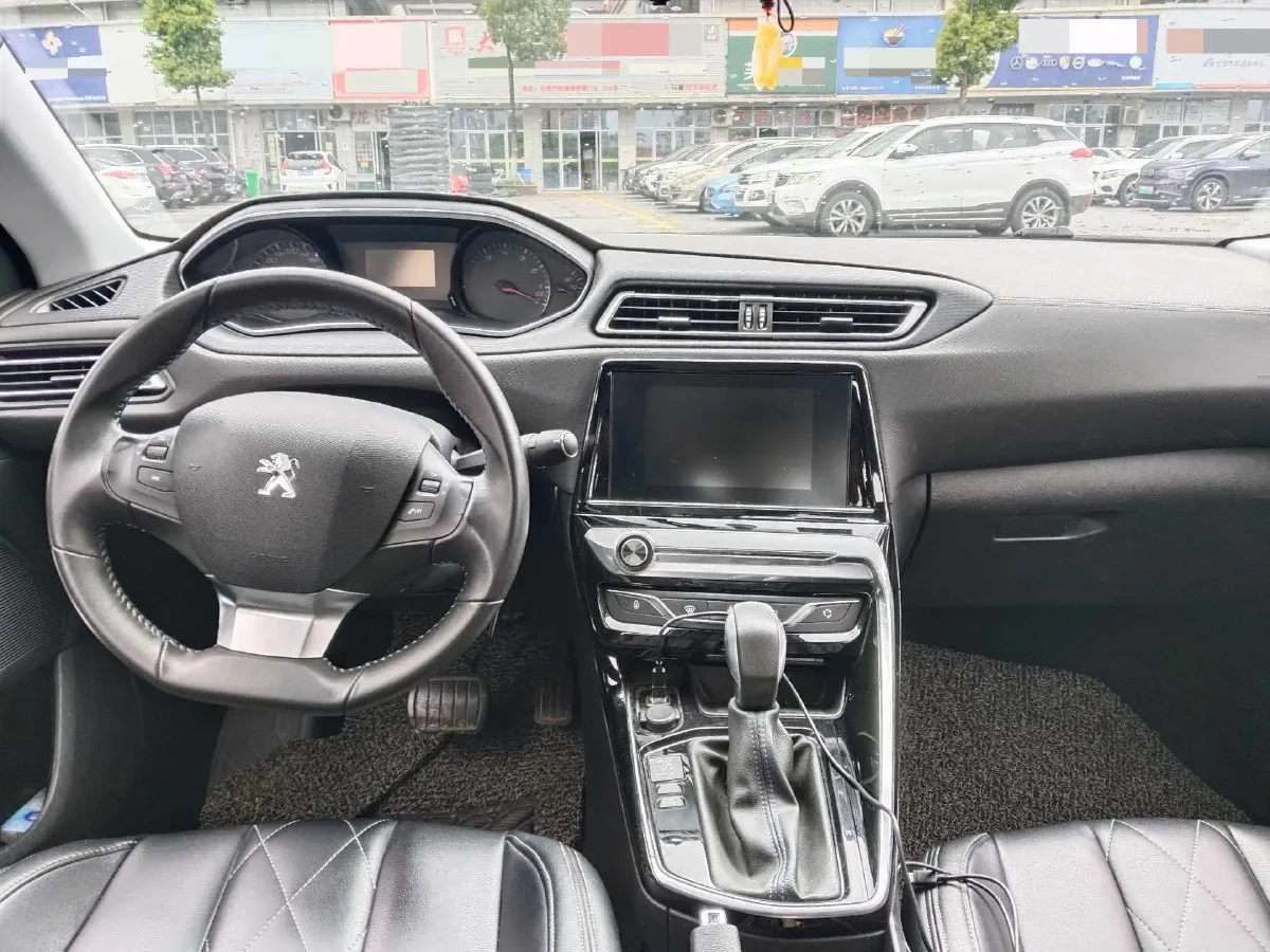2018 Peugeot 308 1.6L 117HP L4 6AT,autocango,china used car exporter,china ev exporter,chinese used car exporter,chinese used ev exporter