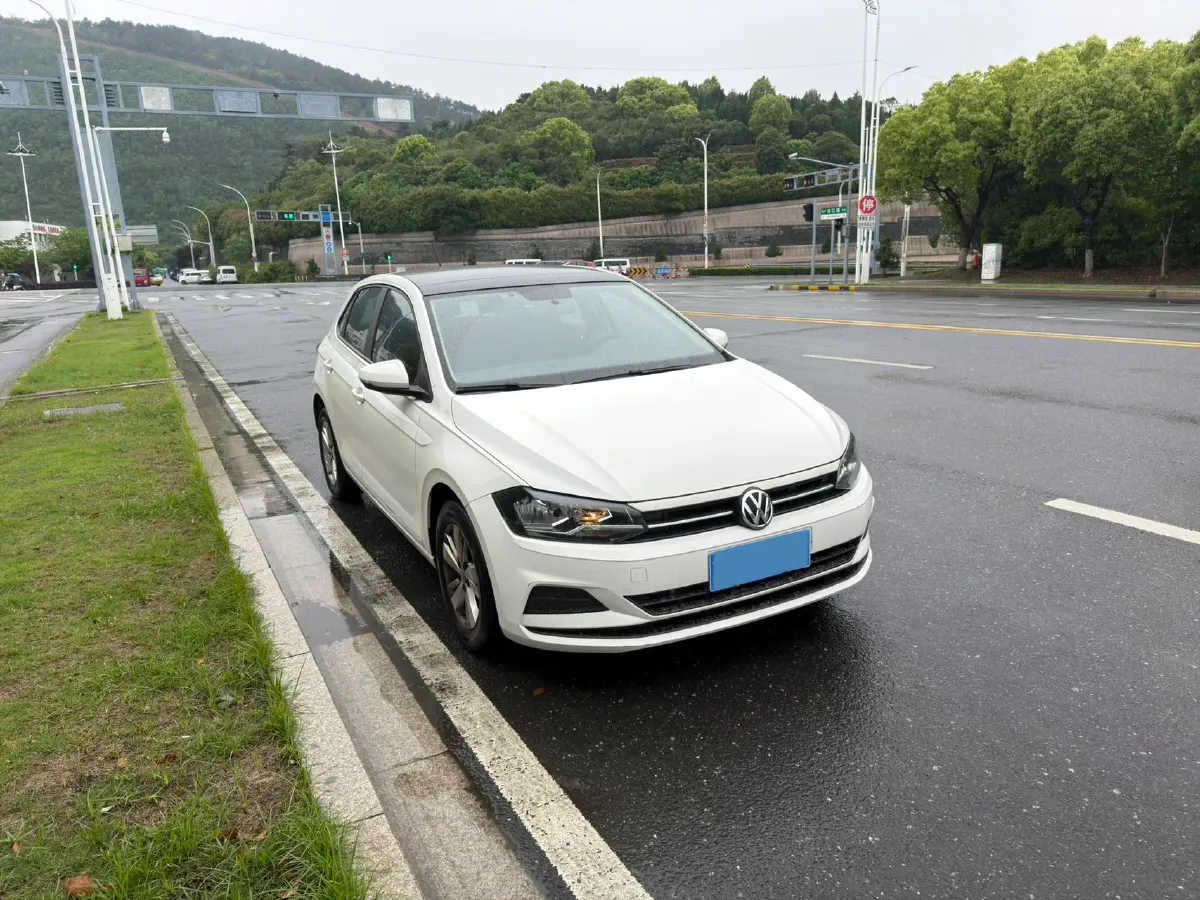 2019 Volkswagen Polo 1.5L 113HP L4 6AT,autocango,china used car exporter,china ev exporter,chinese used car exporter,chinese used ev exporter