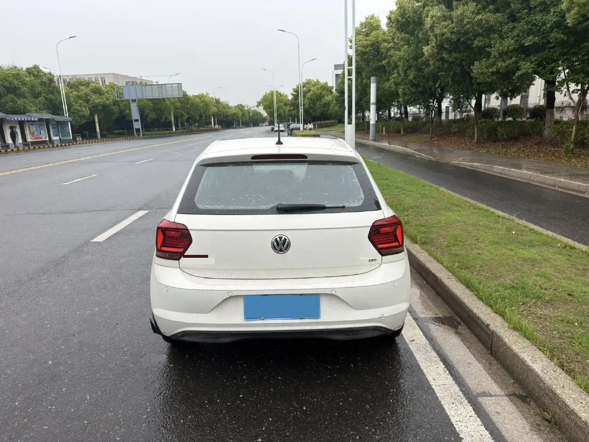 2019 Volkswagen Polo 1.5L 113HP L4 6AT,autocango,china used car exporter,china ev exporter,chinese used car exporter,chinese used ev exporter