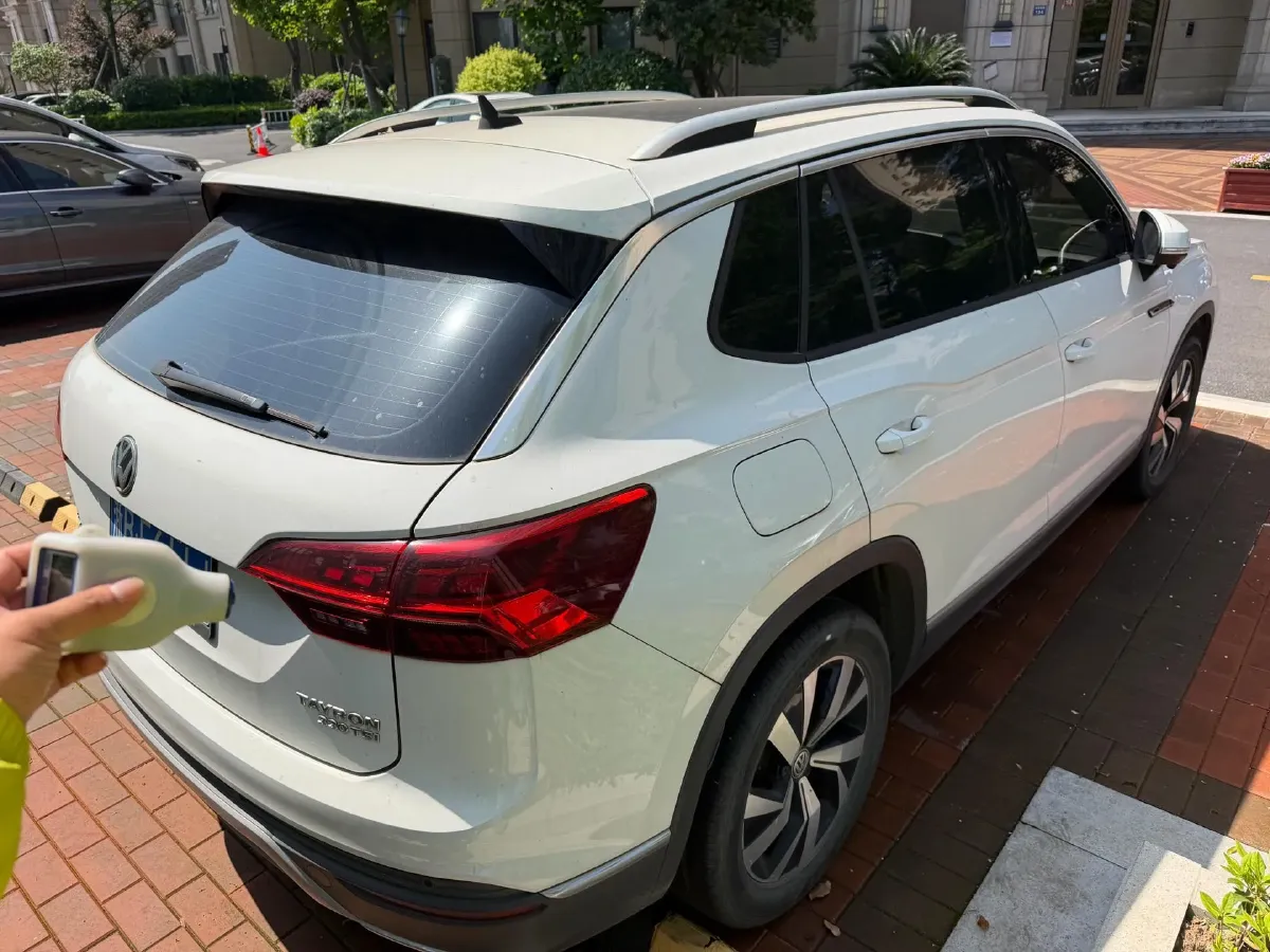 2019 MINI CLUBMAN 1.5T 102HP L3 6AT,autocango,china used car exporter,china ev exporter,chinese used car exporter,chinese used ev exporter