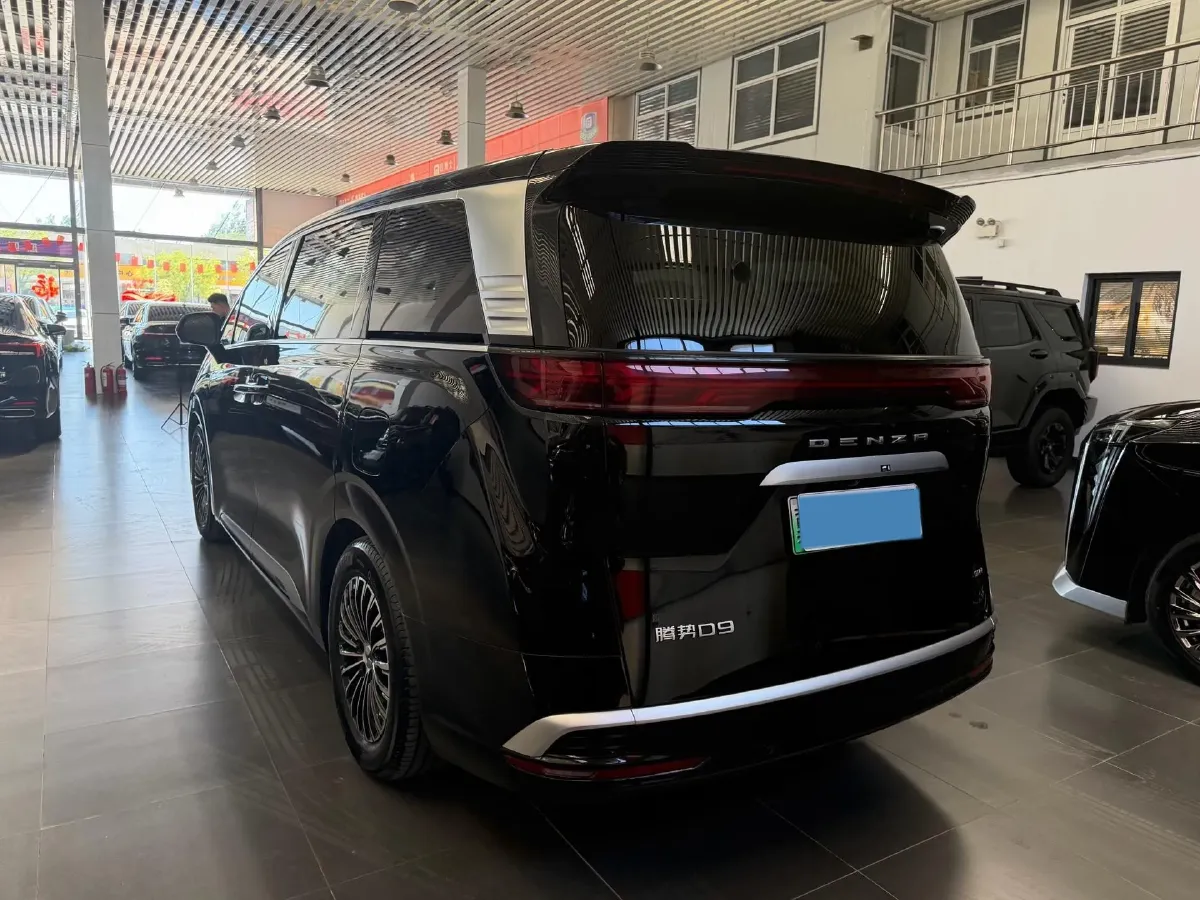 2024 Denza D9 1.5T 139HP L4 E-CVT PHEV 20.39KWH,autocango,china used car exporter,china ev exporter,chinese used car exporter,chinese used ev exporter