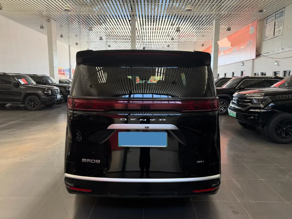 2024 Denza D9 1.5T 139HP L4 E-CVT PHEV 20.39KWH,autocango,china used car exporter,china ev exporter,chinese used car exporter,chinese used ev exporter