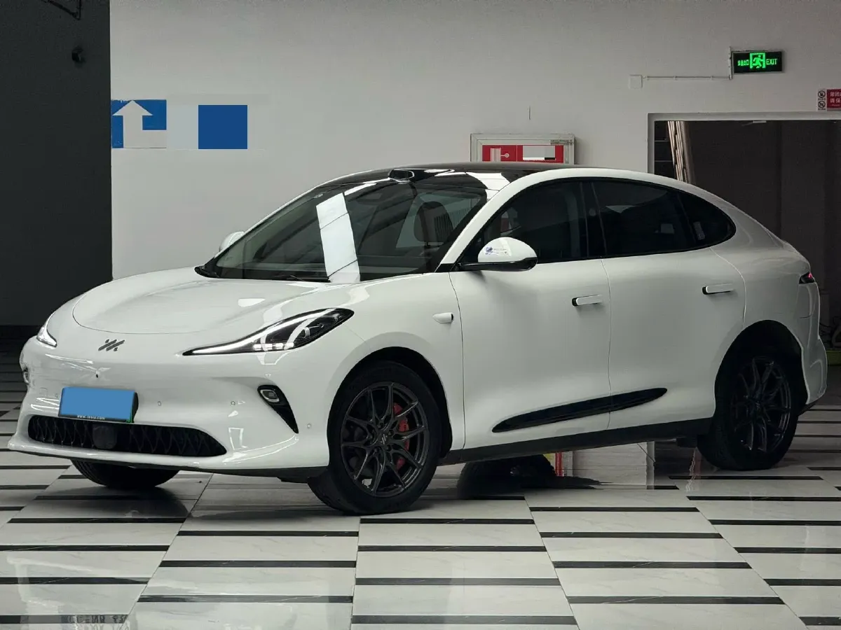 2025 IM LS6 BEV 75KWH,autocango,china used car exporter,china ev exporter,chinese used car exporter,chinese used ev exporter