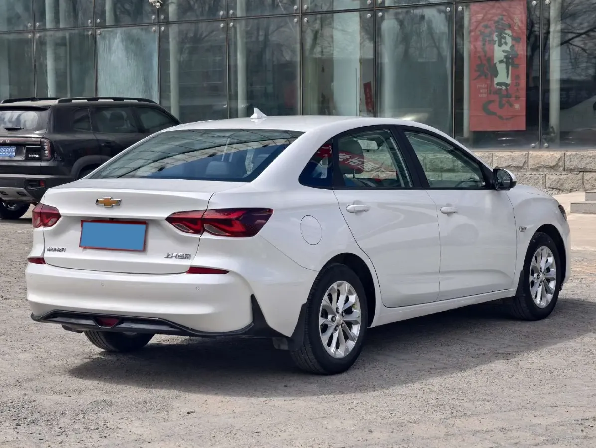 2024 Chevrolet Monza 1.5L 113HP L4 6DCT,autocango,china used car exporter,china ev exporter,chinese used car exporter,chinese used ev exporter