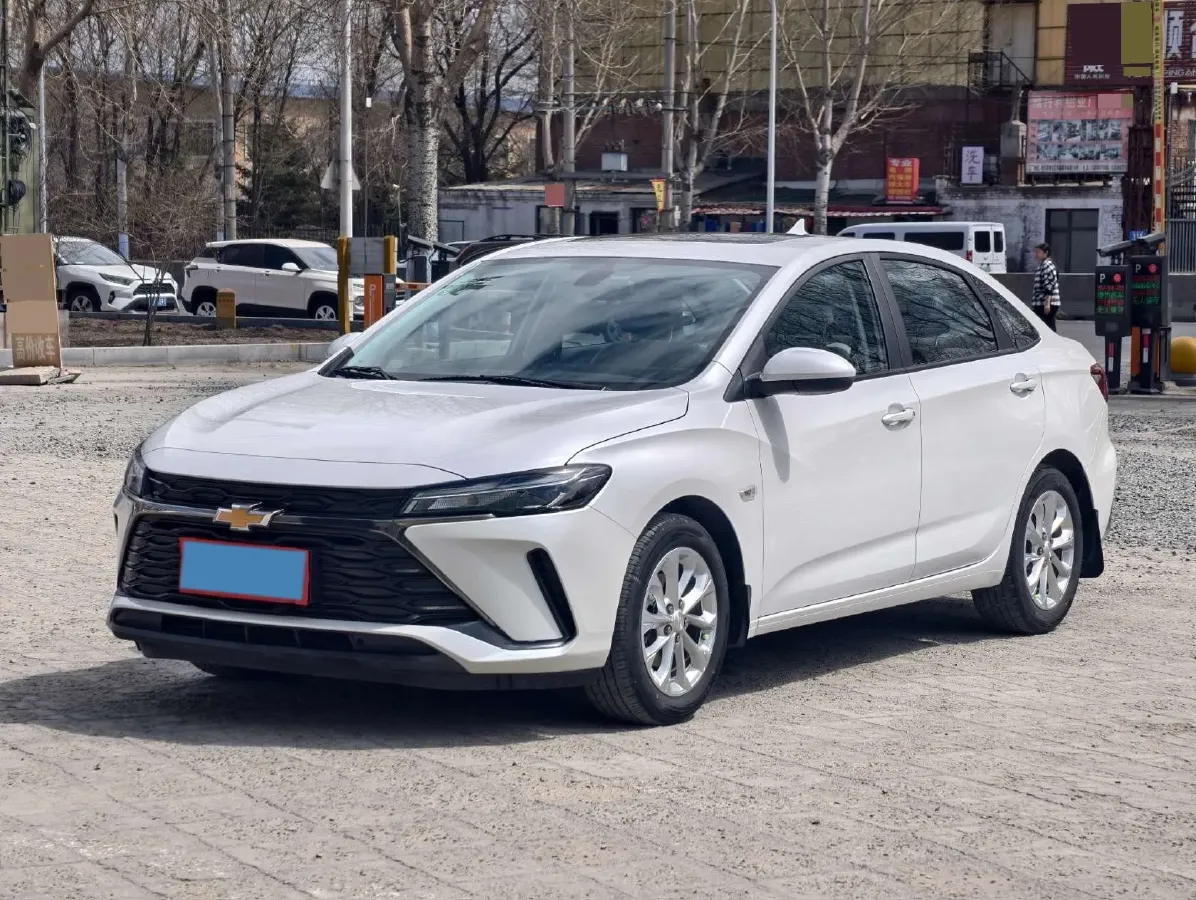 2024 Chevrolet Monza 1.5L 113HP L4 6DCT,autocango,china used car exporter,china ev exporter,chinese used car exporter,chinese used ev exporter