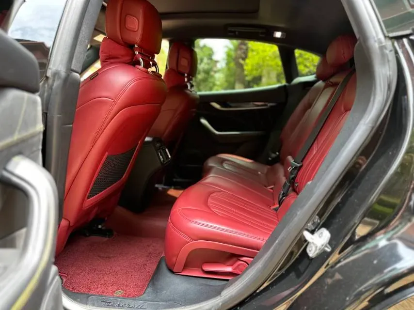 2018 Maserati Levante 3.0T 350HP V6 8AT,autocango,china used car exporter,china ev exporter,chinese used car exporter,chinese used ev exporter