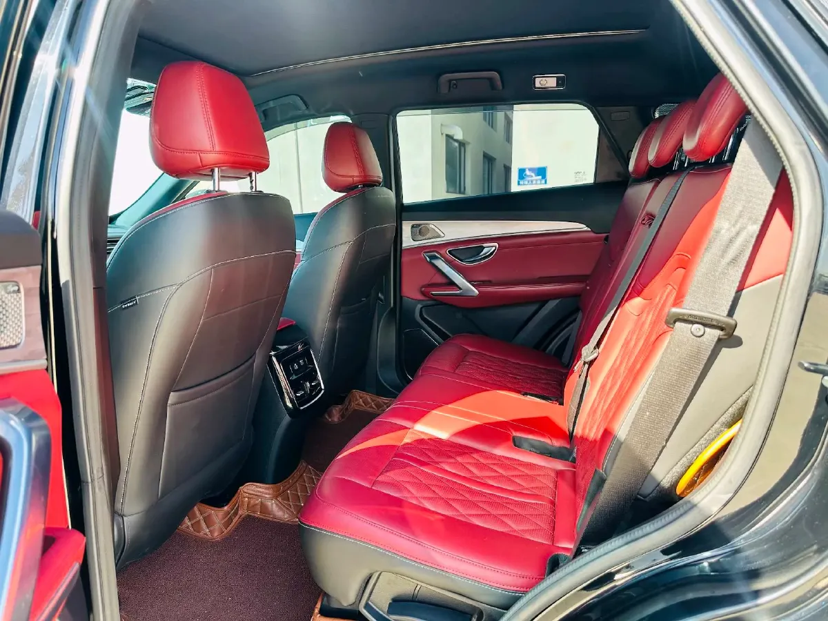 2023 Jetour X70 Plus 1.6T 197HP L4 7DCT,autocango,china used car exporter,china ev exporter,chinese used car exporter,chinese used ev exporter