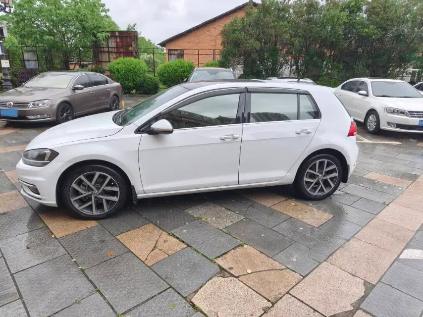 2020 Volkswagen Golf 1.4T 150HP L4 7DCT,autocango,china used car exporter,china ev exporter,chinese used car exporter,chinese used ev exporter