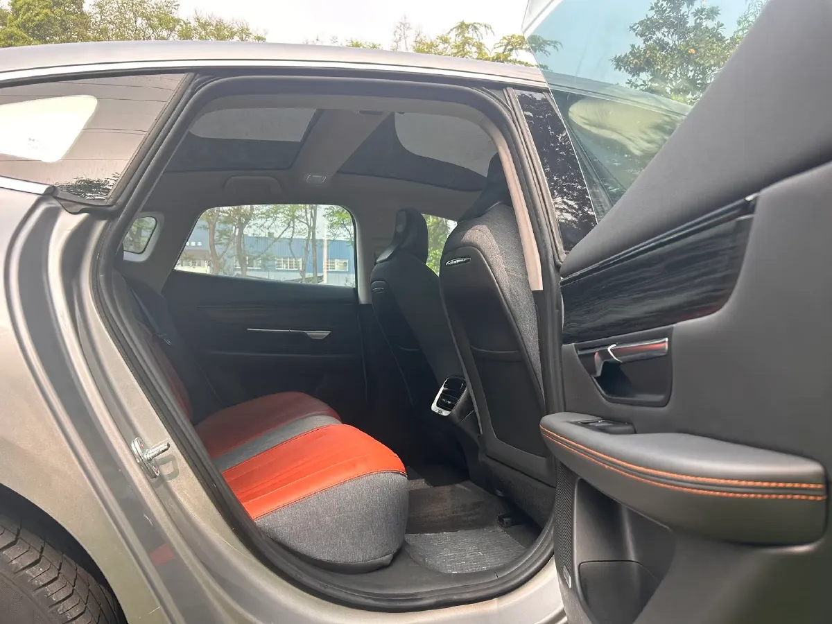 2022 Buick EnvisionS 2.0T 237HP L4 9AT,autocango,china used car exporter,china ev exporter,chinese used car exporter,chinese used ev exporter