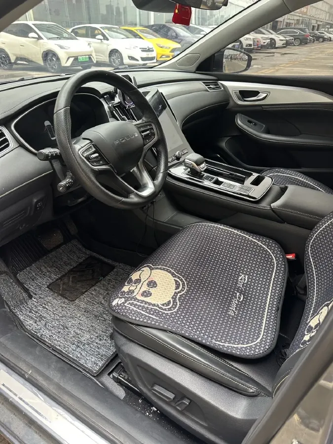 2020 Roewe i6 MAX 1.5T 173HP L4 7DCT,autocango,china used car exporter,china ev exporter,chinese used car exporter,chinese used ev exporter