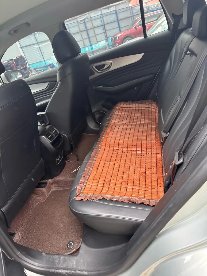 2021 Roewe RX5 MAX 1.5T 173HP L4 6AT,autocango,china used car exporter,china ev exporter,chinese used car exporter,chinese used ev exporter