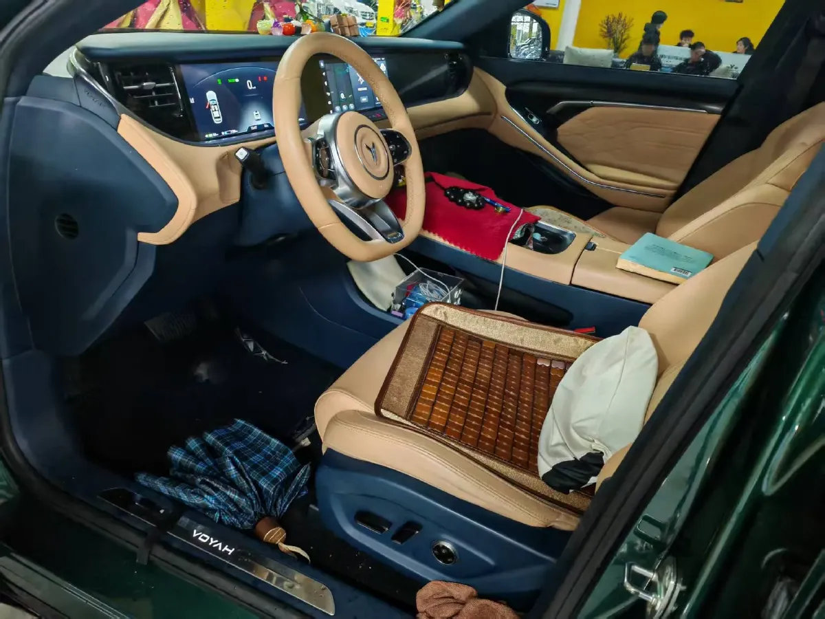 2024 Voyah FREE 1.5T 150HP L4 REEV 39.2KWH,autocango,china used car exporter,china ev exporter,chinese used car exporter,chinese used ev exporter