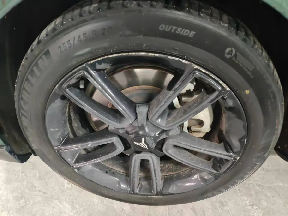 2024 Voyah FREE 1.5T 150HP L4 REEV 39.2KWH,autocango,china used car exporter,china ev exporter,chinese used car exporter,chinese used ev exporter