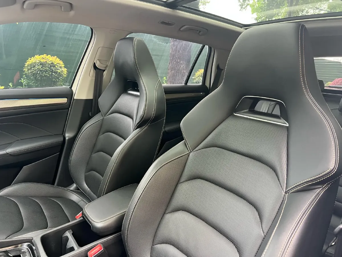 2022 Skoda Kodiak 2.0T 186HP L4 7DCT,autocango,china used car exporter,china ev exporter,chinese used car exporter,chinese used ev exporter