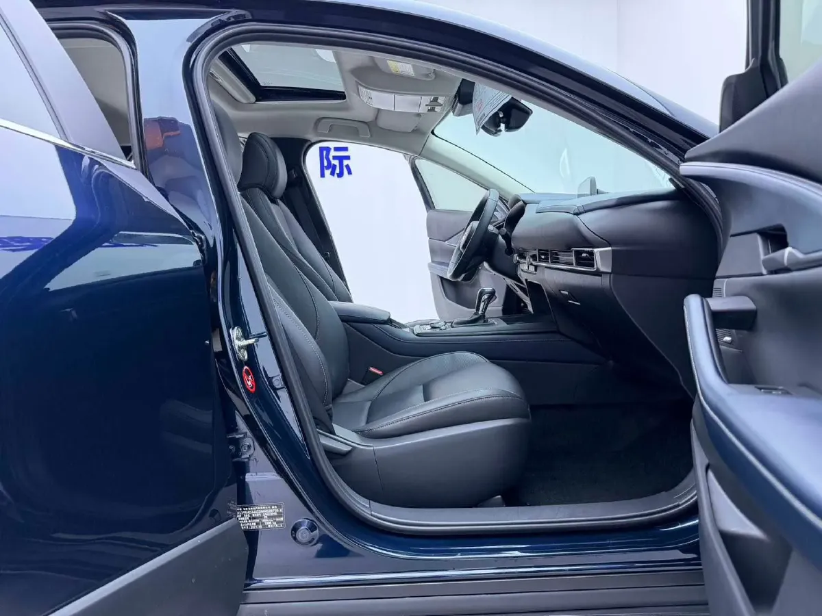 2021 Mazda CX-30 2.0L 158HP L4 6AT,autocango,china used car exporter,china ev exporter,chinese used car exporter,chinese used ev exporter