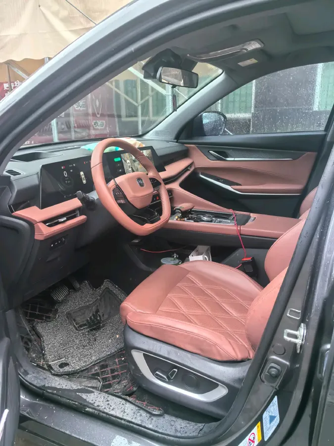 2023 ChangAn CS75 Plus 1.5T 188HP L4 8AT,autocango,china used car exporter,china ev exporter,chinese used car exporter,chinese used ev exporter