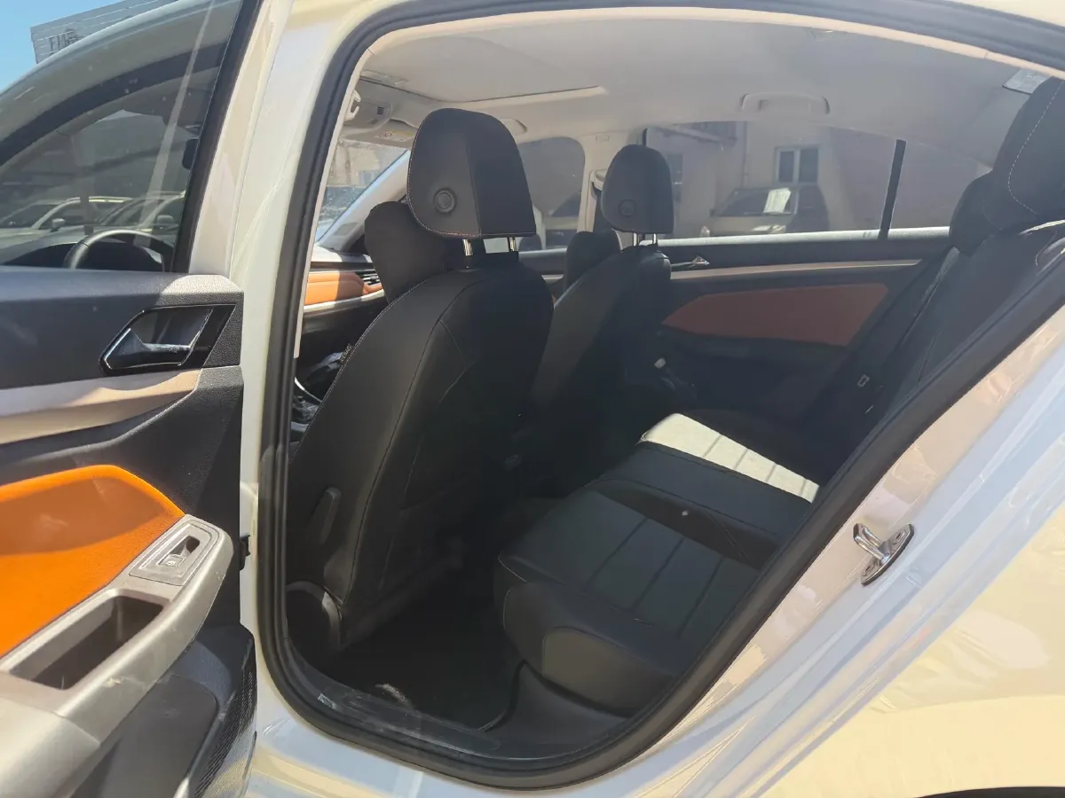 2023 Volkswagen Bora 1.2T 116HP L4 7DCT,autocango,china used car exporter,china ev exporter,chinese used car exporter,chinese used ev exporter
