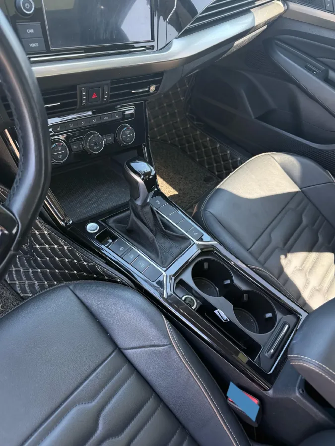 2019 Skoda Kodiak 2.0T 186HP L4 7DCT,autocango,china used car exporter,china ev exporter,chinese used car exporter,chinese used ev exporter