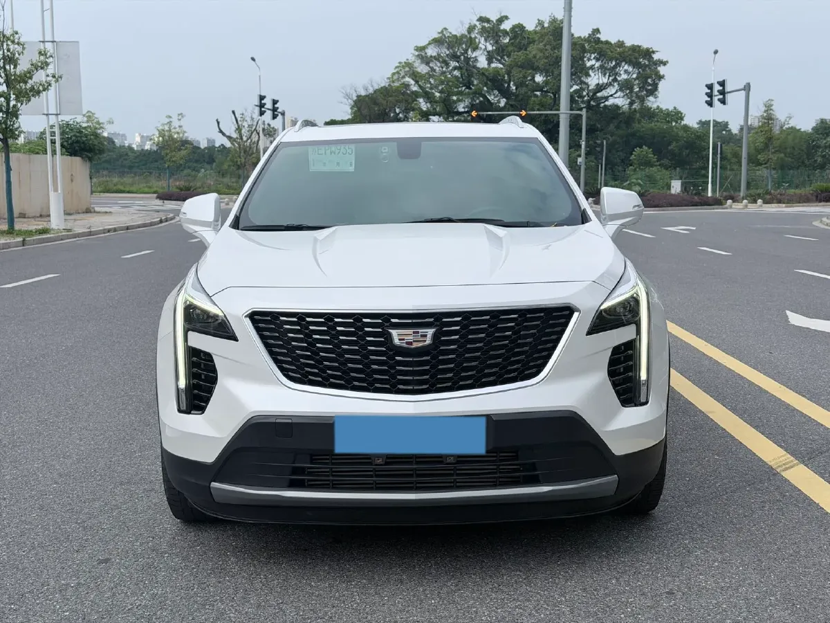 2020 Cadillac XT4 2.0T 241HP L4 9AT,autocango,china used car exporter,china ev exporter,chinese used car exporter,chinese used ev exporter