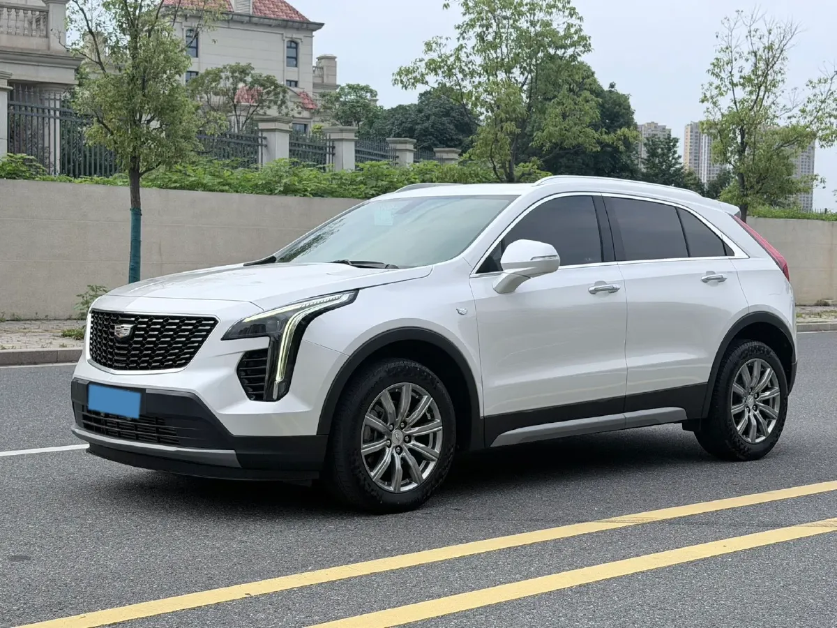 2020 Cadillac XT4 2.0T 241HP L4 9AT,autocango,china used car exporter,china ev exporter,chinese used car exporter,chinese used ev exporter