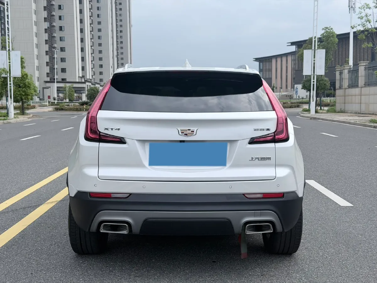 2020 Cadillac XT4 2.0T 241HP L4 9AT,autocango,china used car exporter,china ev exporter,chinese used car exporter,chinese used ev exporter