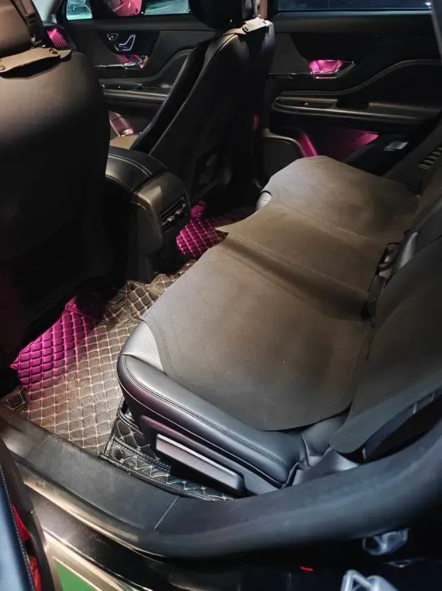 2023 Lincoln Corsair 2.0T 261HP L4 8AT,autocango,china used car exporter,china ev exporter,chinese used car exporter,chinese used ev exporter