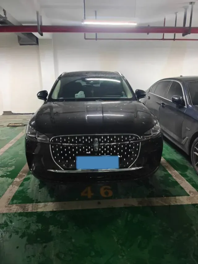 2023 Lincoln Corsair 2.0T 261HP L4 8AT,autocango,china used car exporter,china ev exporter,chinese used car exporter,chinese used ev exporter