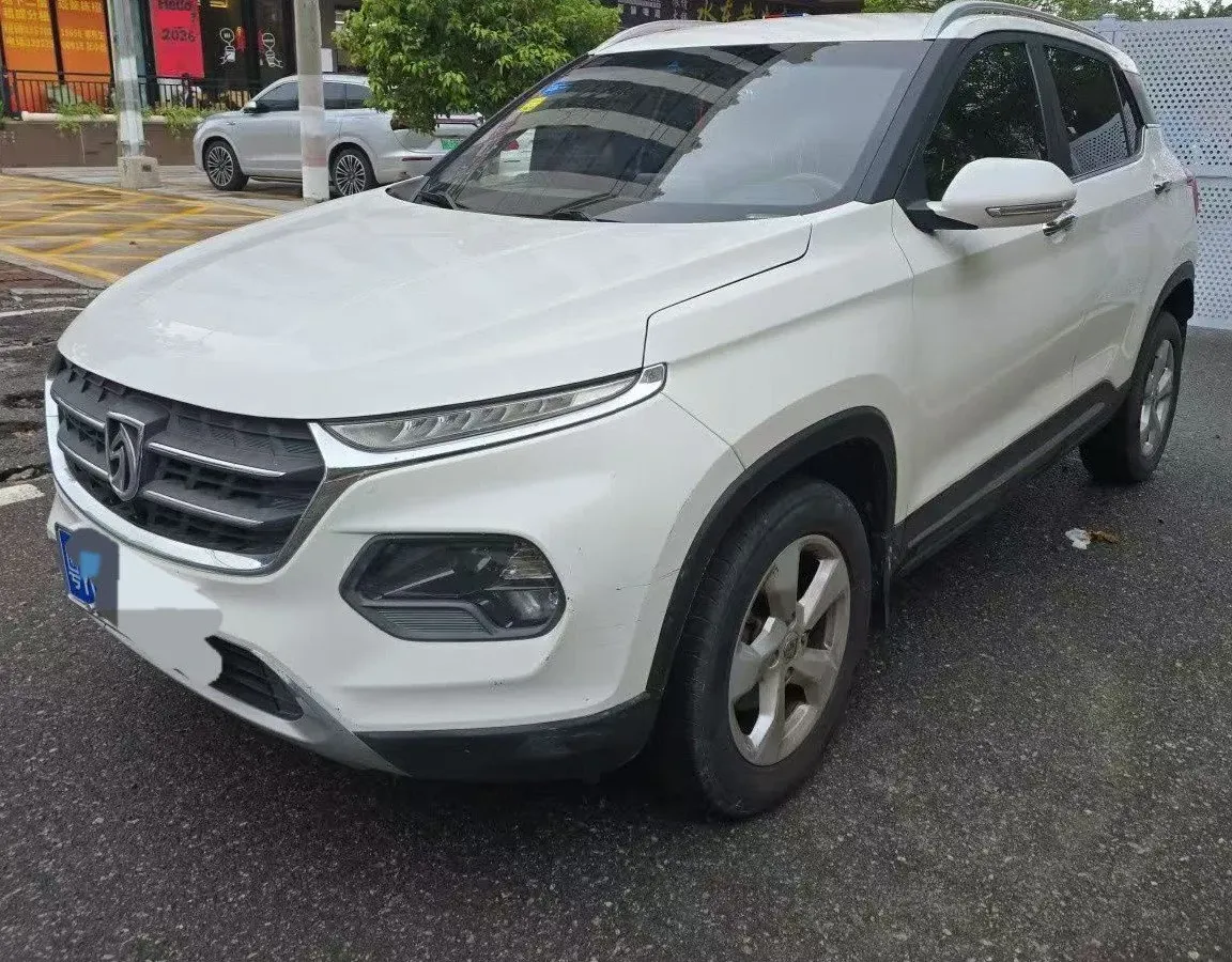 2017 HaiMa S5 Young Edition 1.6L 122HP L4 5MT,autocango,china used car exporter,china ev exporter,chinese used car exporter,chinese used ev exporter