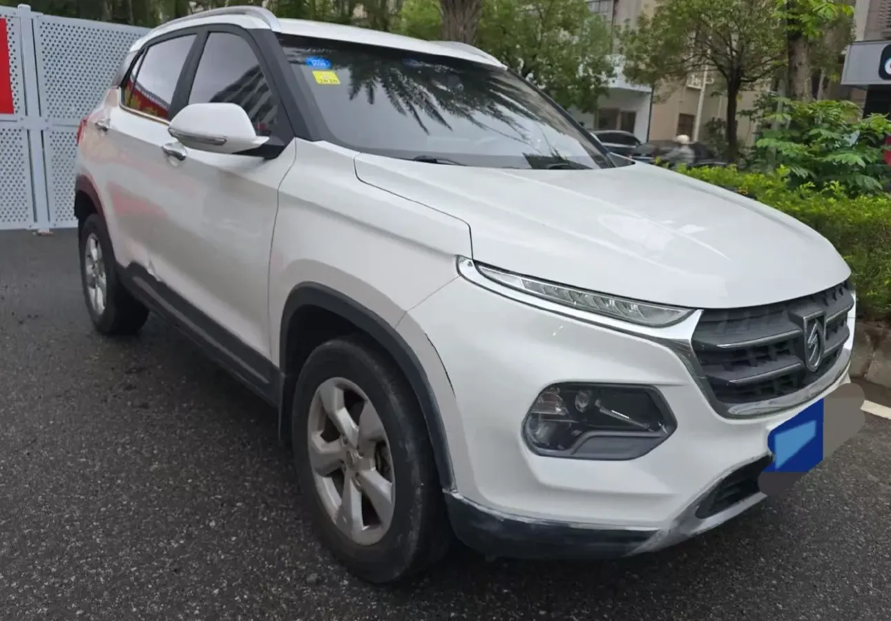 2017 HaiMa S5 Young Edition 1.6L 122HP L4 5MT,autocango,china used car exporter,china ev exporter,chinese used car exporter,chinese used ev exporter