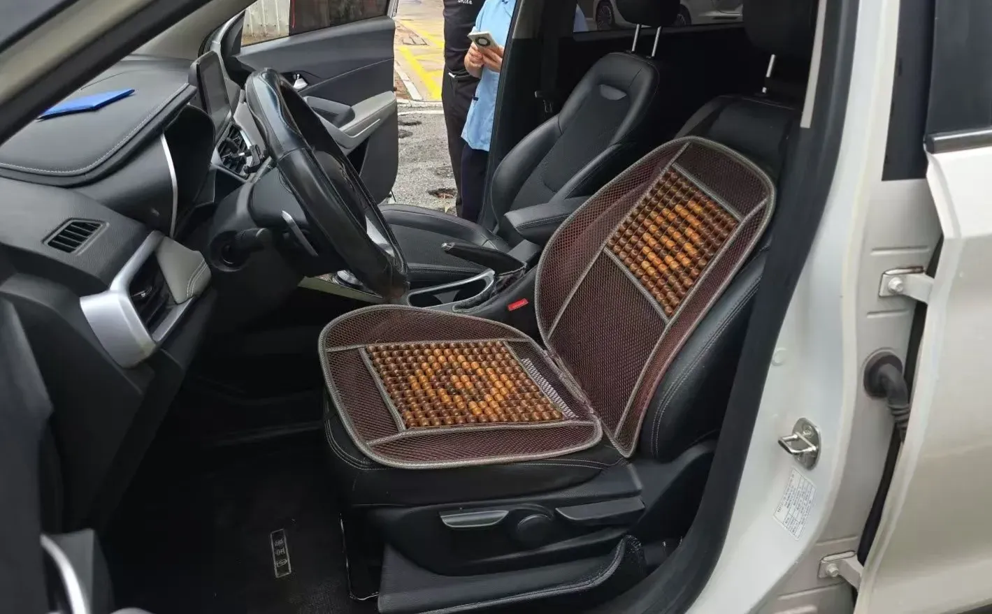 2017 HaiMa S5 Young Edition 1.6L 122HP L4 5MT,autocango,china used car exporter,china ev exporter,chinese used car exporter,chinese used ev exporter