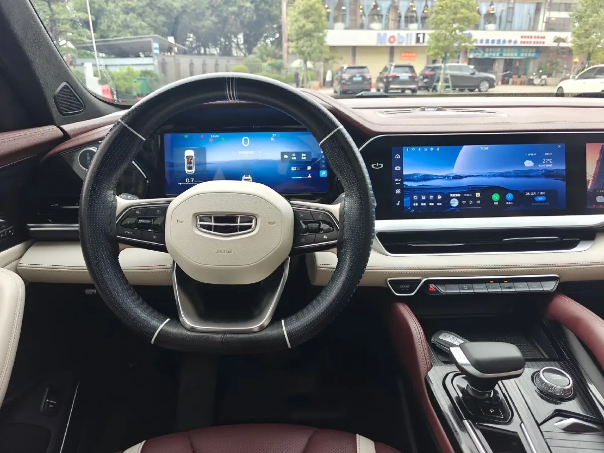 2021 Geely Monjaro 2.0T 218HP L4 7DCT,autocango,china used car exporter,china ev exporter,chinese used car exporter,chinese used ev exporter