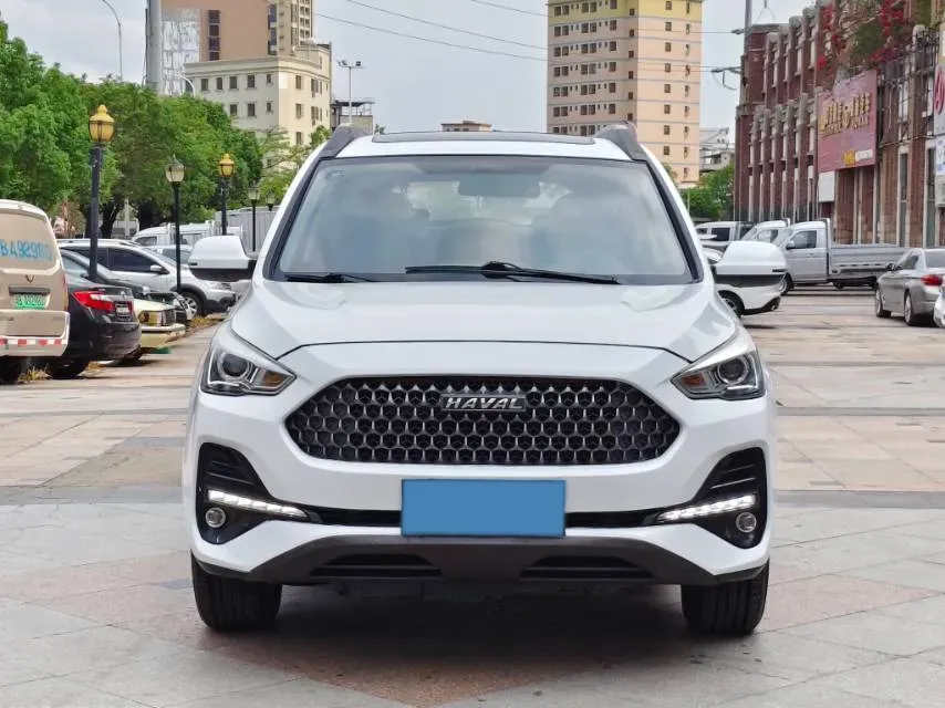2019 Haval M6 1.5T 150HP L4 7DCT,autocango,china used car exporter,china ev exporter,chinese used car exporter,chinese used ev exporter