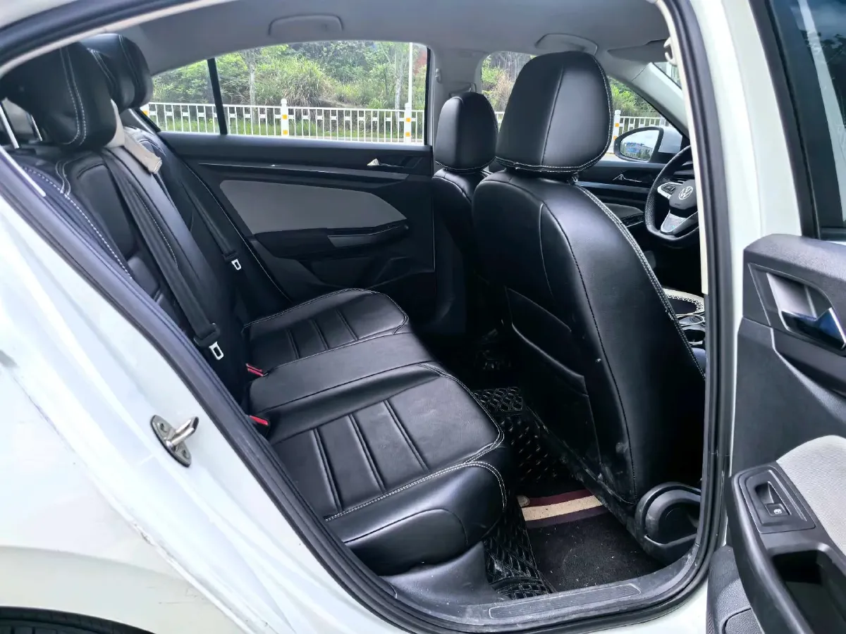 2023 Volkswagen Bora 1.2T 116HP L4 7DCT,autocango,china used car exporter,china ev exporter,chinese used car exporter,chinese used ev exporter