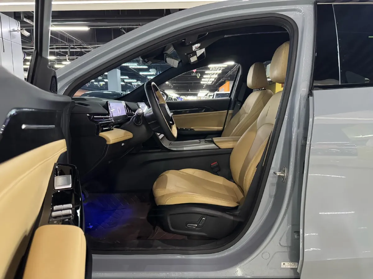 2023 Geely Galaxy L6 1.5T 163HP L4 3DHT PHEV,autocango,china used car exporter,china ev exporter,chinese used car exporter,chinese used ev exporter