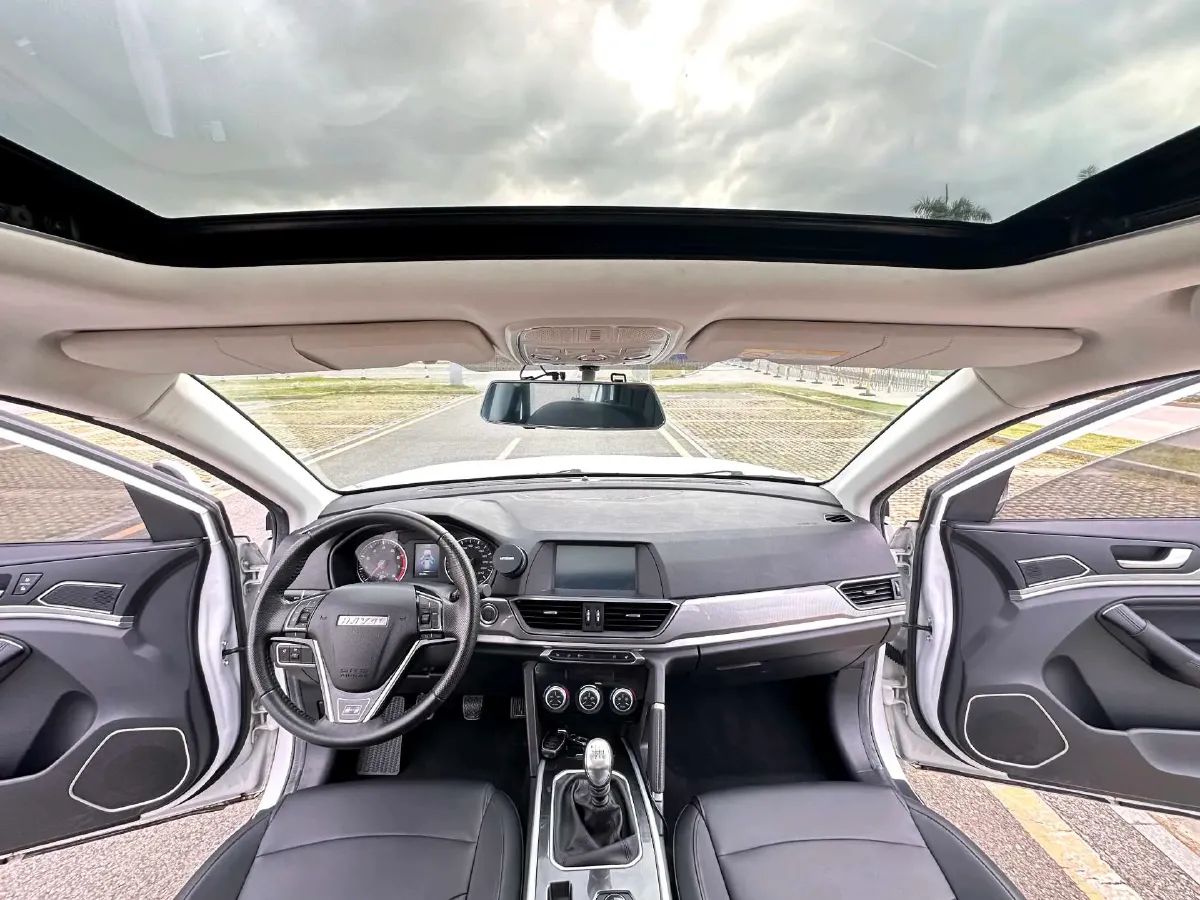 2018 Haval H6 1.5T 150HP L4 6MT,autocango,china used car exporter,china ev exporter,chinese used car exporter,chinese used ev exporter