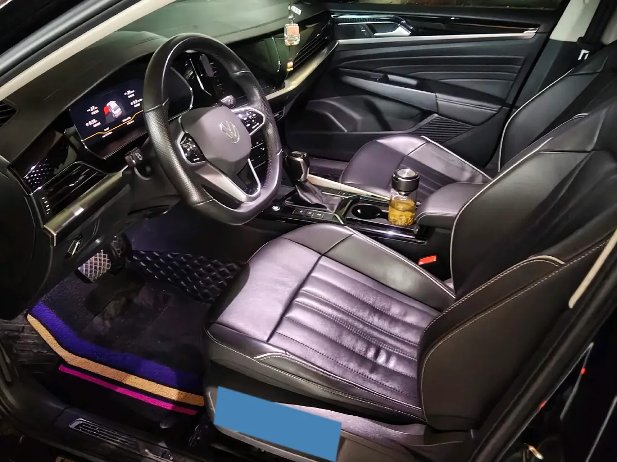 2023 Volkswagen Passat 2.0T 186HP L4 7DCT,autocango,china used car exporter,china ev exporter,chinese used car exporter,chinese used ev exporter