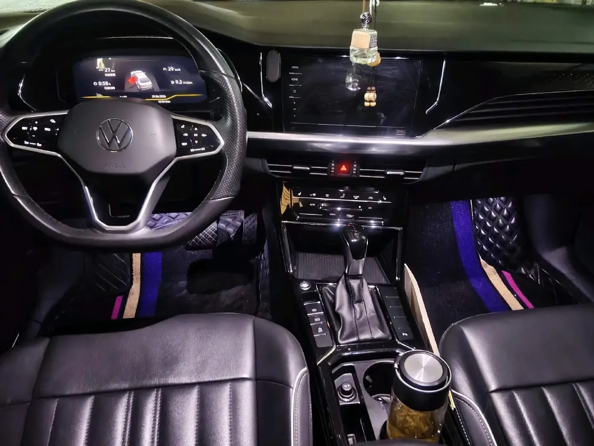 2023 Volkswagen Passat 2.0T 186HP L4 7DCT,autocango,china used car exporter,china ev exporter,chinese used car exporter,chinese used ev exporter