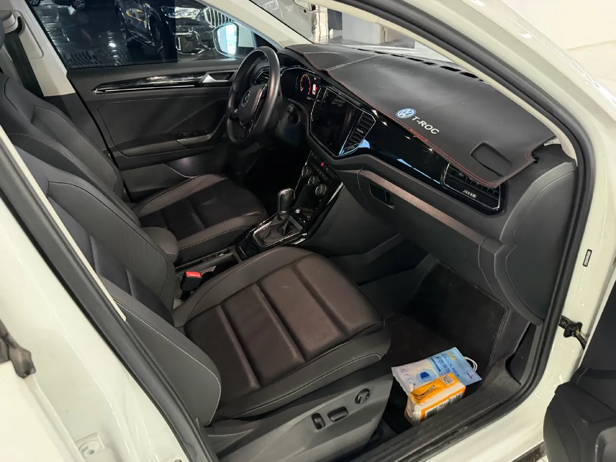 2022 Volkswagen T-Roc 1.4T 150HP L4 7DCT,autocango,china used car exporter,china ev exporter,chinese used car exporter,chinese used ev exporter