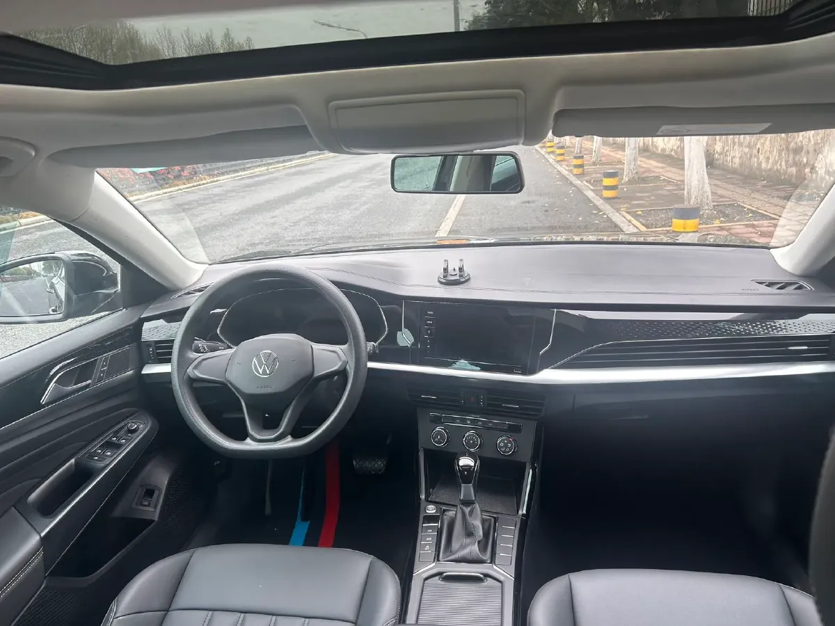 2023 Volkswagen Passat 1.4T 150HP L4 7DCT,autocango,china used car exporter,china ev exporter,chinese used car exporter,chinese used ev exporter