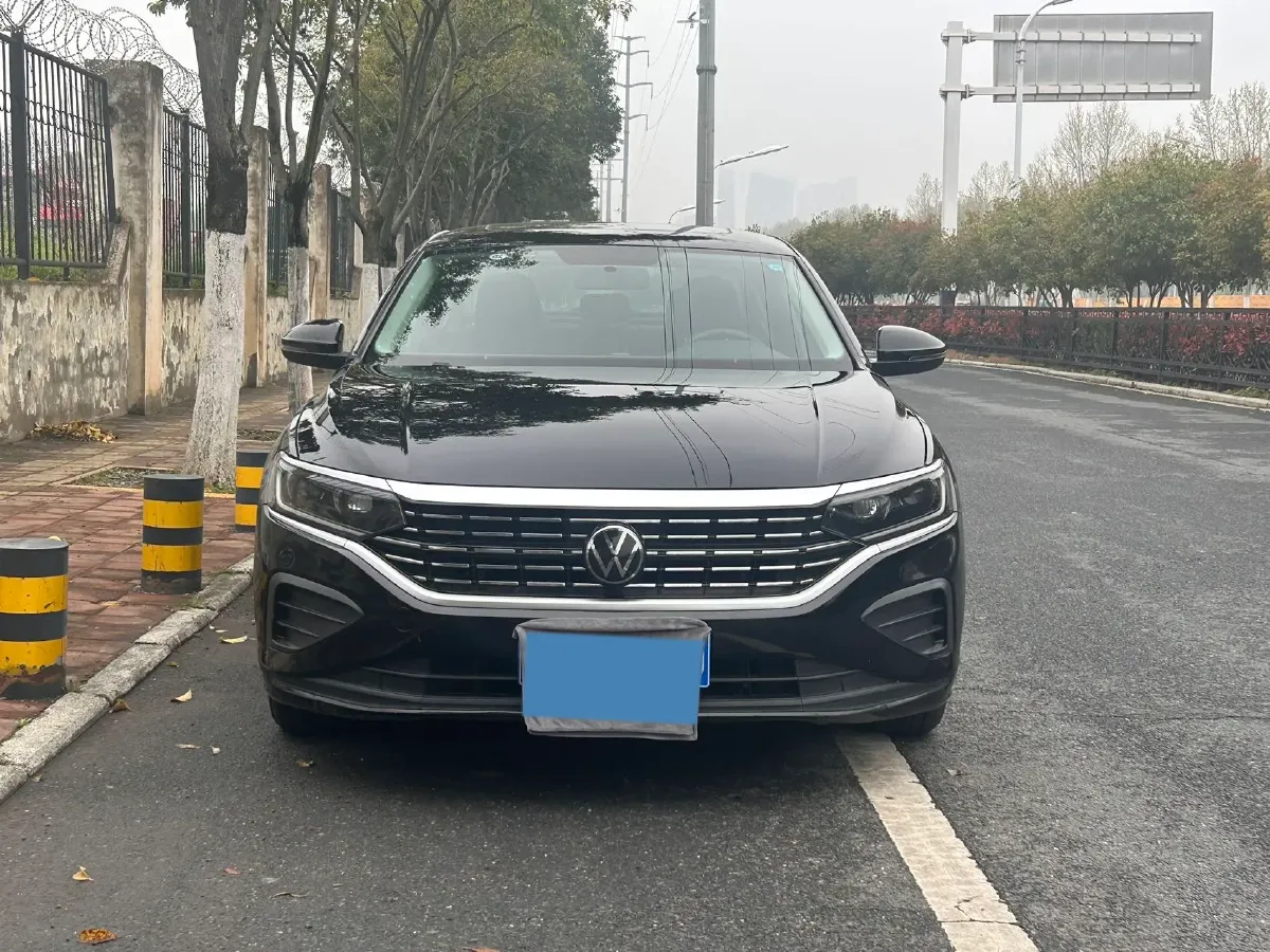 2023 Volkswagen Passat 1.4T 150HP L4 7DCT,autocango,china used car exporter,china ev exporter,chinese used car exporter,chinese used ev exporter