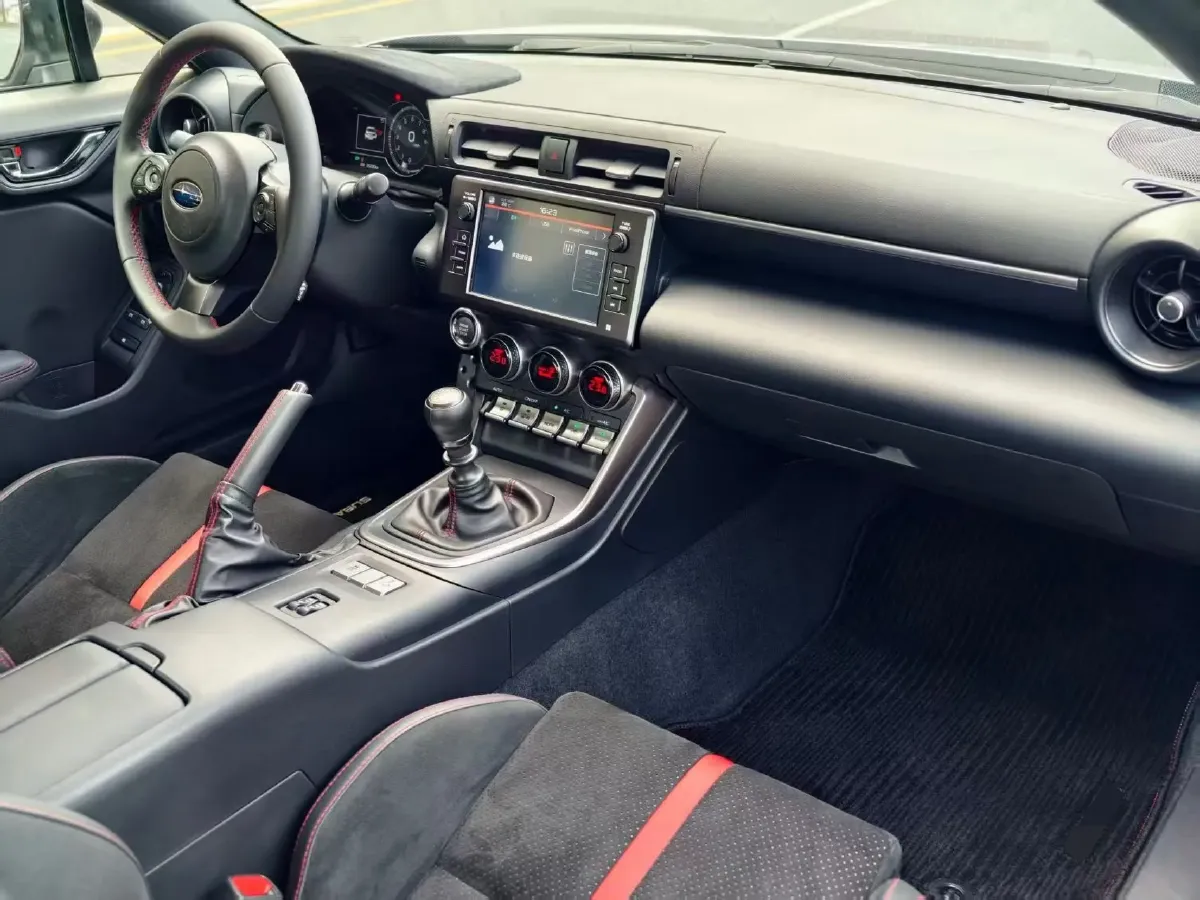 2022 Subaru BRZ 2.4L 234HP H4 6MT,autocango,china used car exporter,china ev exporter,chinese used car exporter,chinese used ev exporter