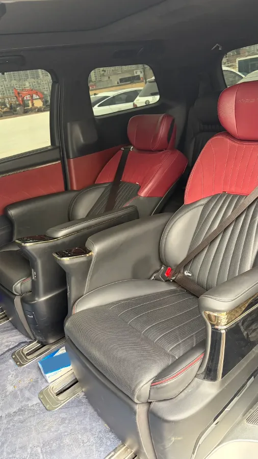 2023 GAC Trumpchi M8 2.0T 252HP L4 8AT,autocango,china used car exporter,china ev exporter,chinese used car exporter,chinese used ev exporter