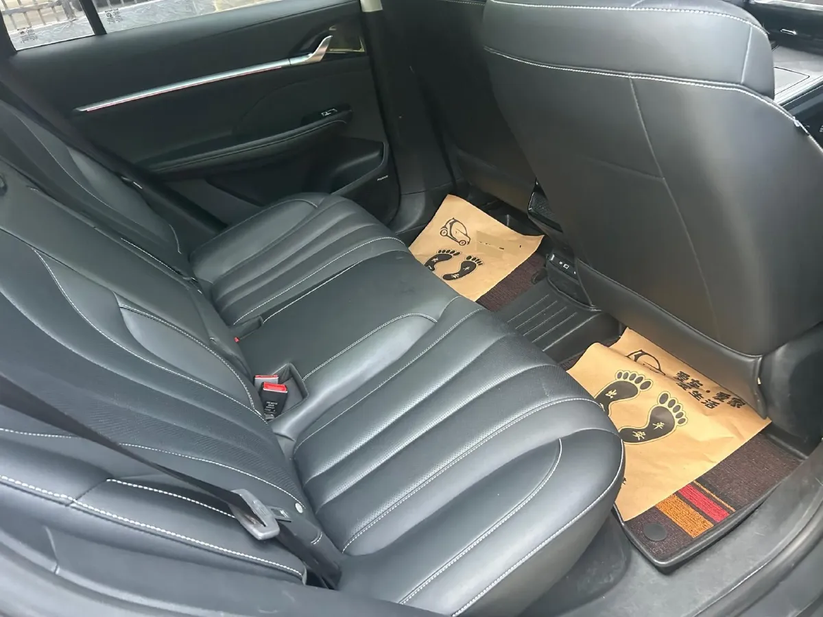 2022 Roewe RX5 MAX 1.5T 181HP L4 6AT,autocango,china used car exporter,china ev exporter,chinese used car exporter,chinese used ev exporter