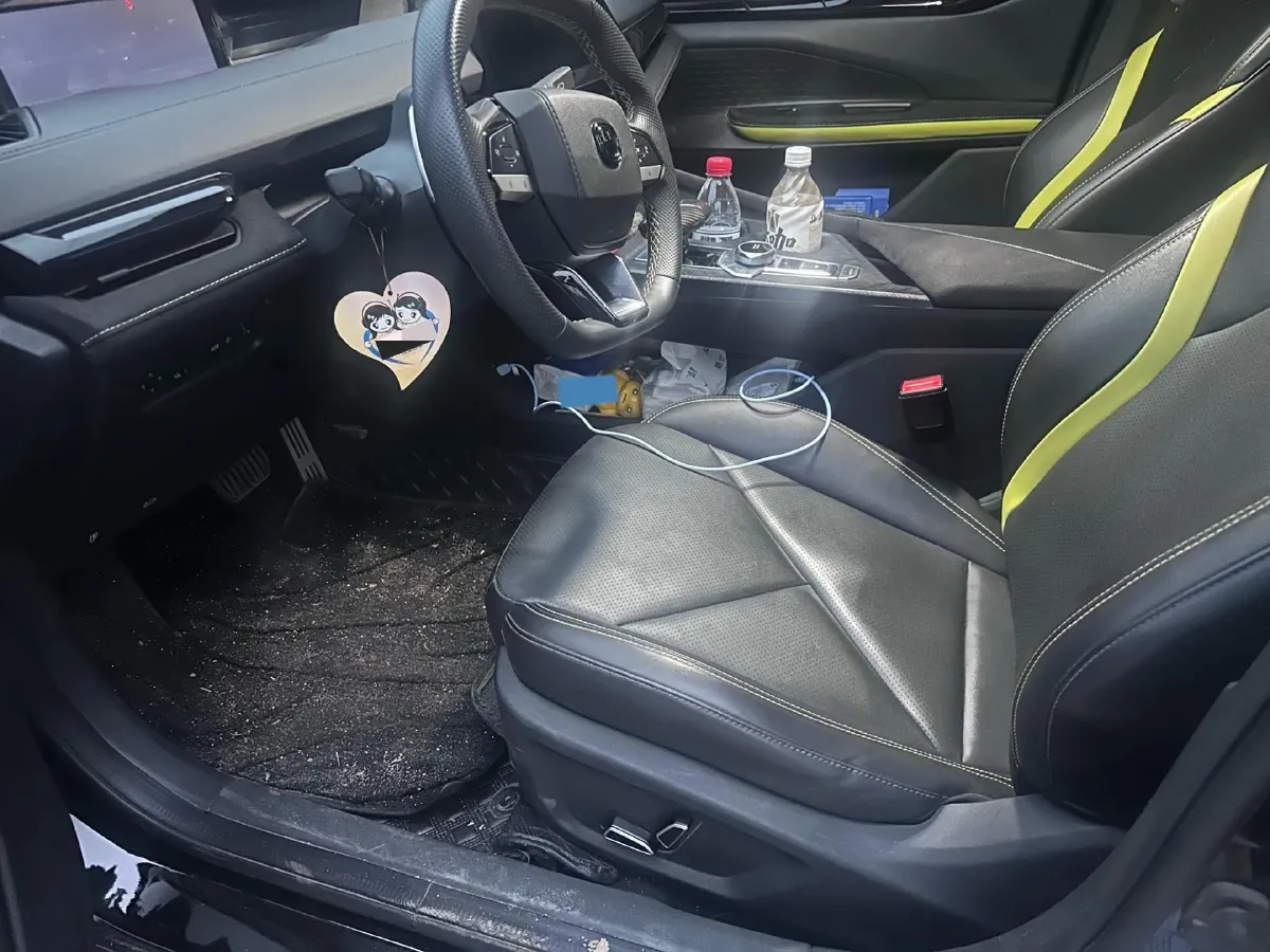 2022 ChangAn UNI-V 1.5T 188HP L4 7DCT,autocango,china used car exporter,china ev exporter,chinese used car exporter,chinese used ev exporter