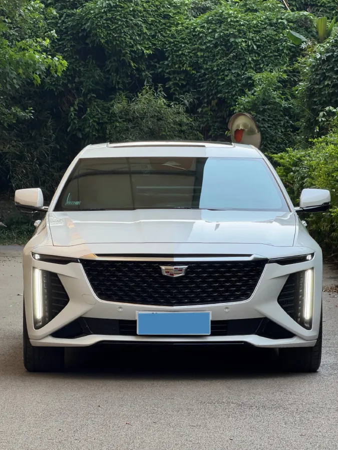 2023 Cadillac CT6 2.0T 237HP L4 10AT,autocango,china used car exporter,china ev exporter,chinese used car exporter,chinese used ev exporter