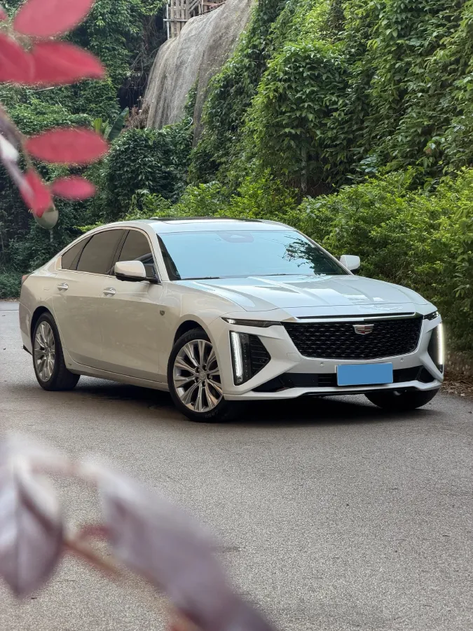 2023 Cadillac CT6 2.0T 237HP L4 10AT,autocango,china used car exporter,china ev exporter,chinese used car exporter,chinese used ev exporter