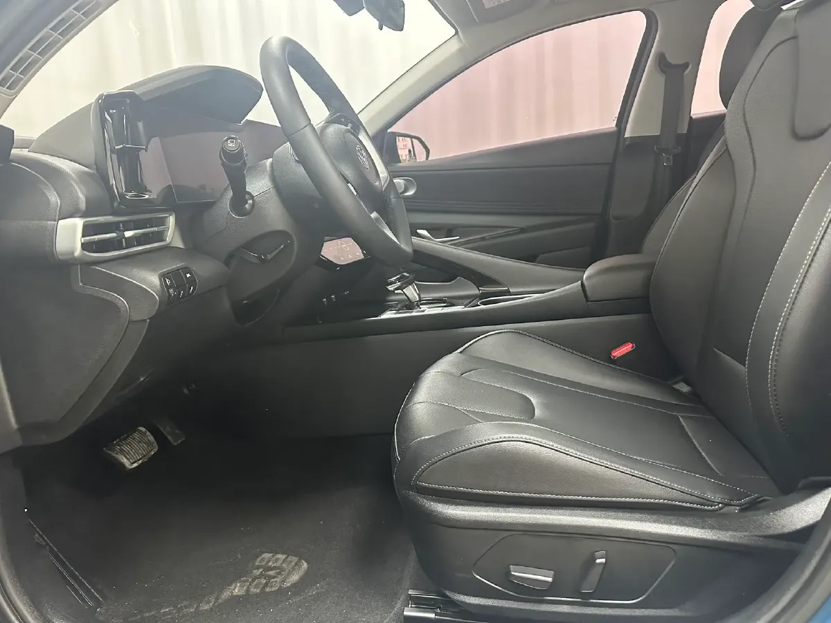 2022 Hyundai Elantra 1.5L 115HP L4 CVT,autocango,china used car exporter,china ev exporter,chinese used car exporter,chinese used ev exporter